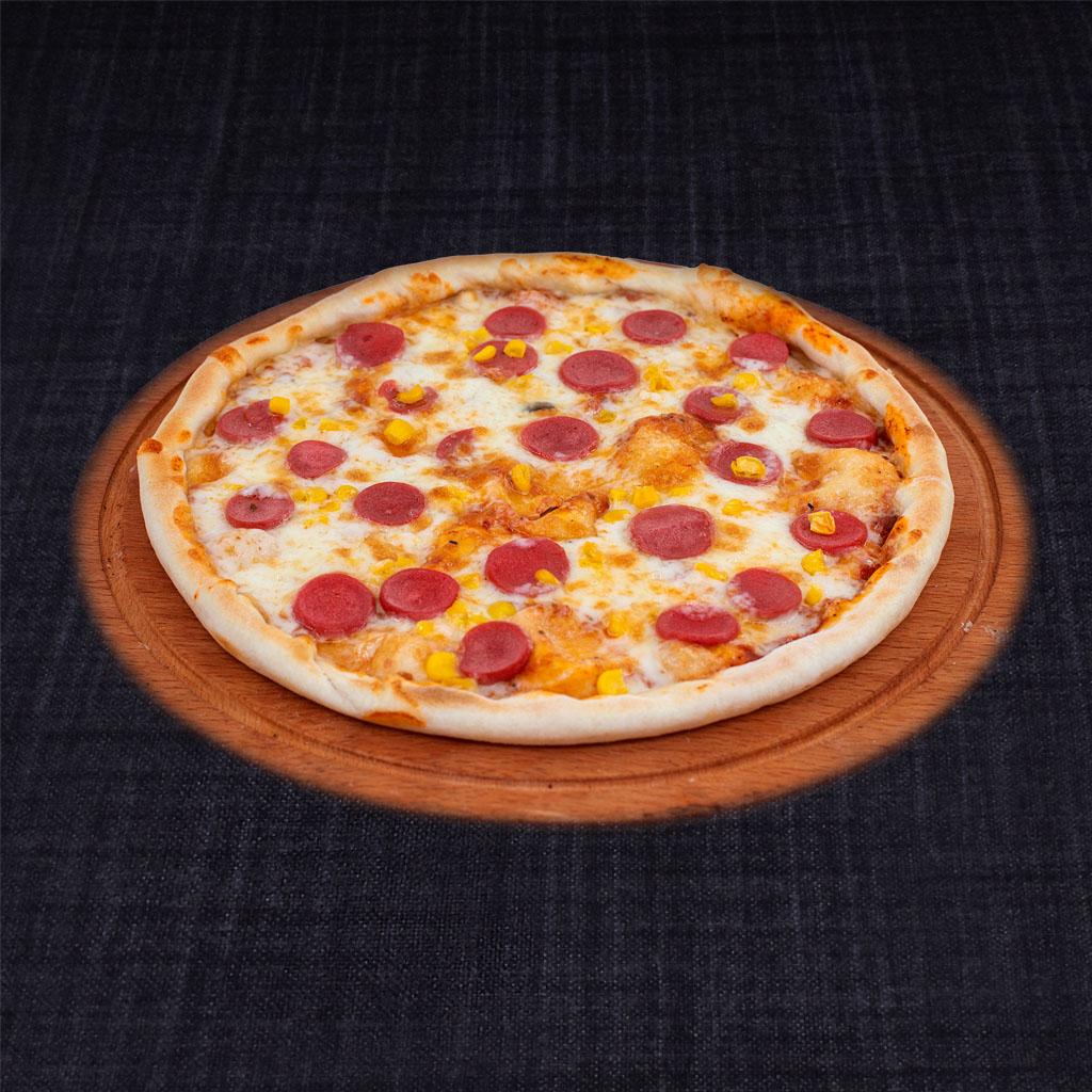 بيتزا الفطر والسوسيس